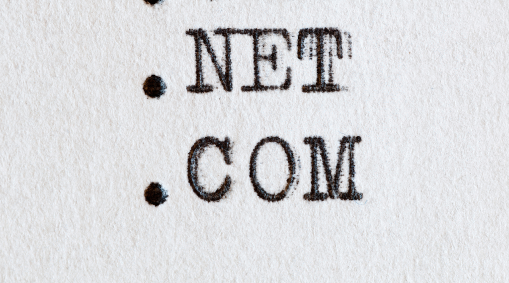 Choosing the Right Domain: .com or .net? Pros and Cons Explained Choosing the Right Domain .com or .net