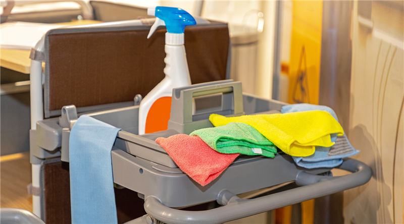 Easy Ways to Clean Your Kitchen Using a Microfiber Cleaning Cloth Microfiber Cleaning Cloth