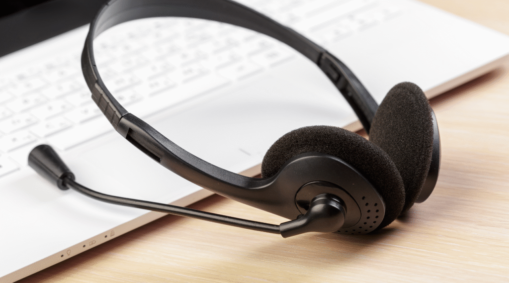 Talk, Play, Work: Wireless Headsets with Mic That Do It All wireless headset with mic