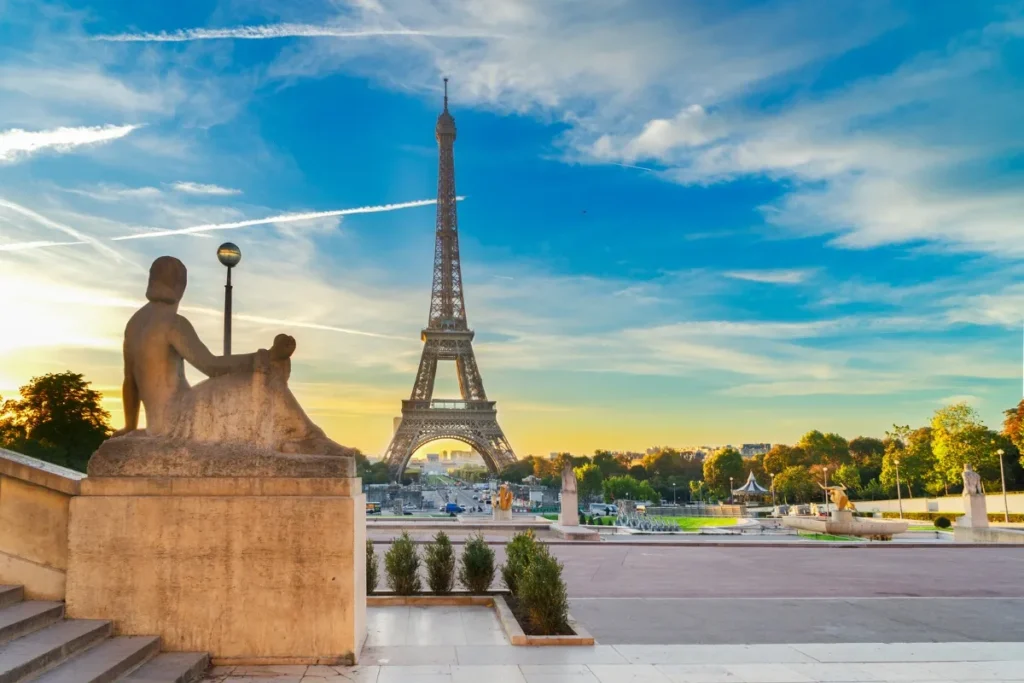 Best Paris Sightseeing Tours Covering Iconic Attractions Paris Sightseeing Tours