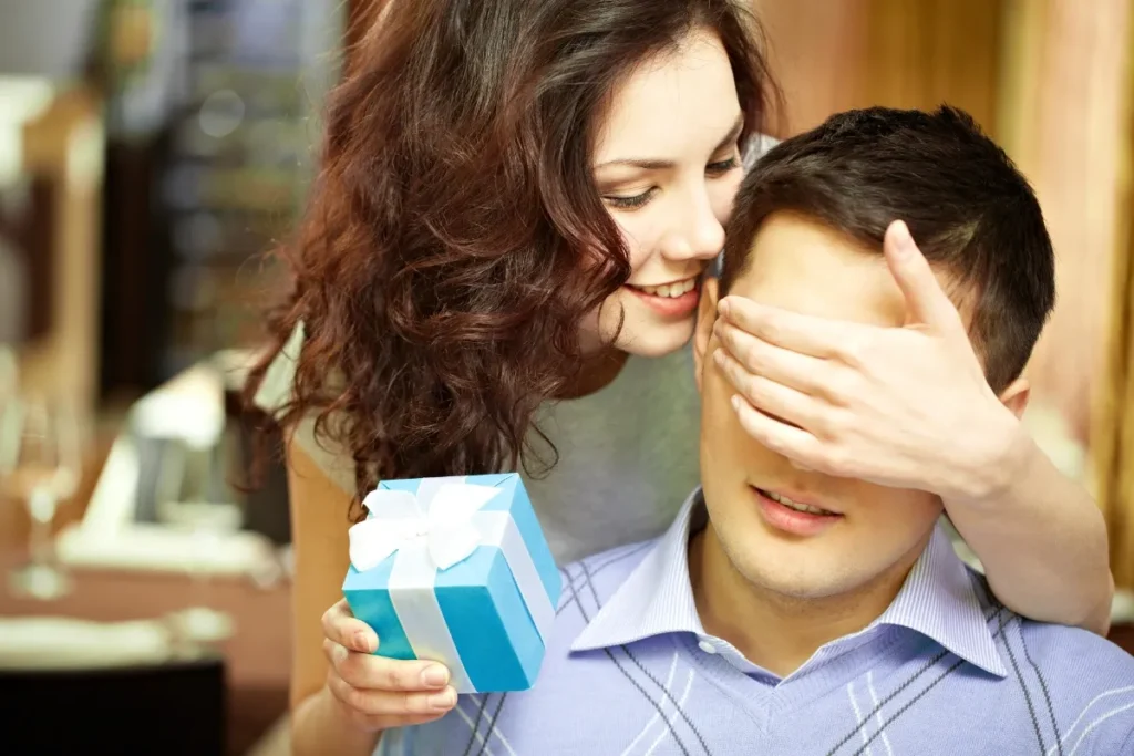 Thoughtful Gifts for Him That Blend Style and Practicality